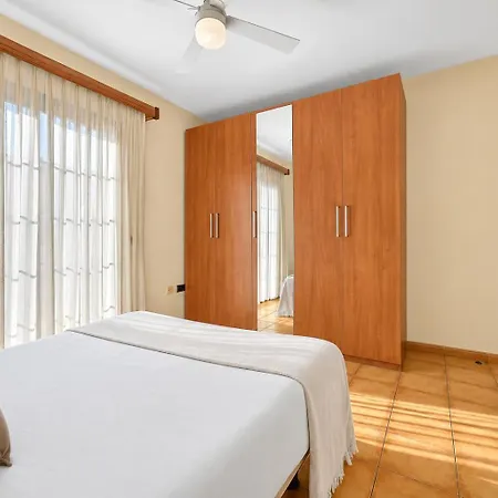 Appartamento Anayet, Zona Del Duque Con Piscina Comunitaria